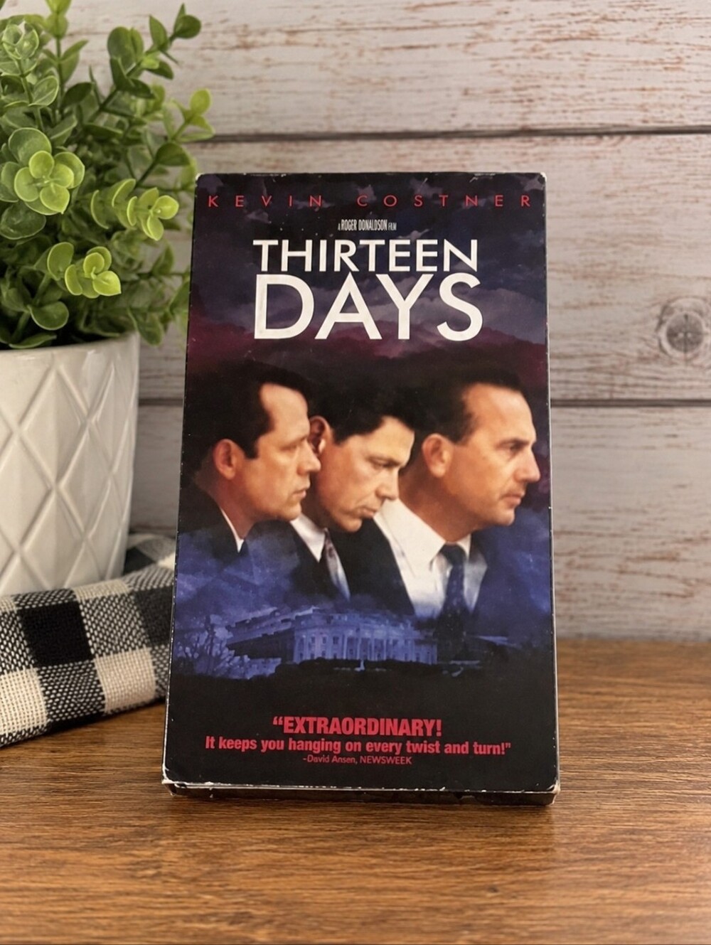 Thirteen Days 2000 Alliance Atlantis VHS video tape